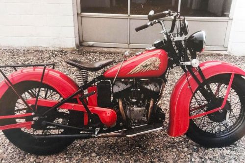 Kriminalisté našli ukradeného veterána Indian Scout z Kaznějova, po druhém dál pátrají