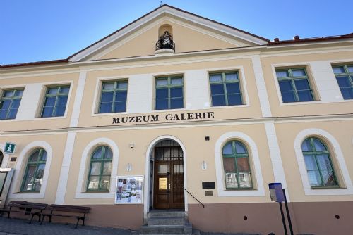Nepomucké muzeum prošlo velkou proměnou. Město investuje také do škol, sportu a veřejného prostoru