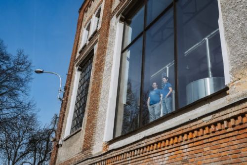 Nová piva z Plzně - Sehraný a Cheers2Five, Elektrárna slaví páté výročí