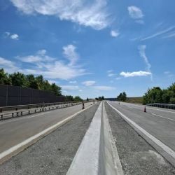 Ode dneška se mění provoz na D5 mezi Kladruby a Heřmanovou Hutí. Hrozí kolony