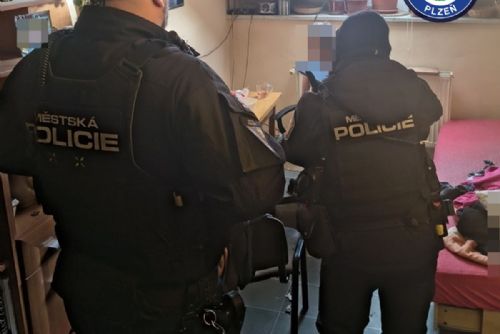 Opilá žena v depresi s 3,21‰ odvezena na záchytku