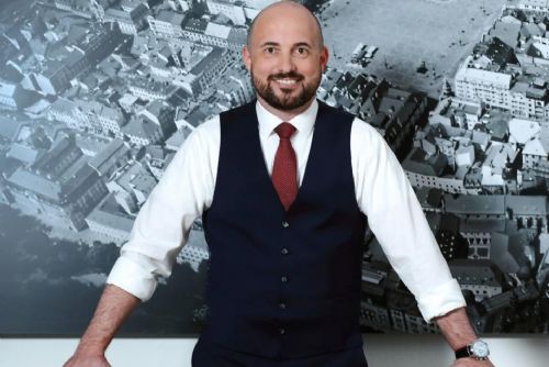 Plzeňský primátor Zarzycký ze vzdá poslaneckého mandátu