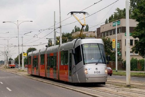 Porschetra v Praze: tramvaj Škoda 14T má za sebou 20 let provozu