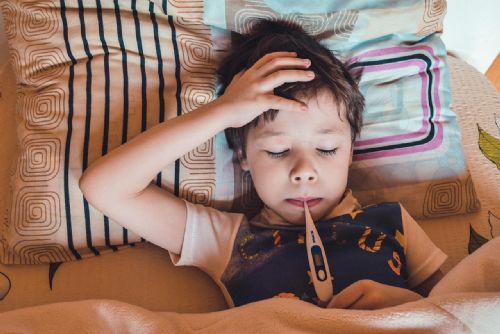 Poslední vlna chřipky zatím postihuje hlavně děti do 5 let, nárůst až o 60%