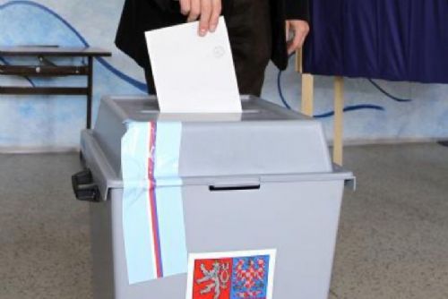 Rostoklaty budou v říjnu hlasovat o dvou lokalitách pro 30 domů. Výstavba může přinést stovku obyvatel