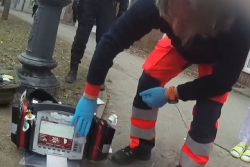 Systém First Responder zachraňuje životy, v Rokycanech policisté pomohli včas