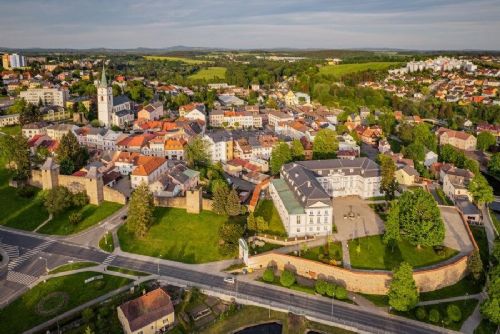 Tachov schválil rozpočet 2026 - 140+ mil. na investice bez úvěru