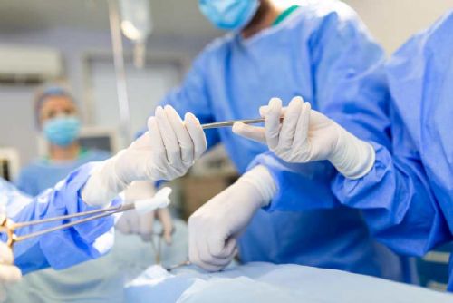 Brněnští lékaři využili novou metodu při odstraňování srdeční sraženiny