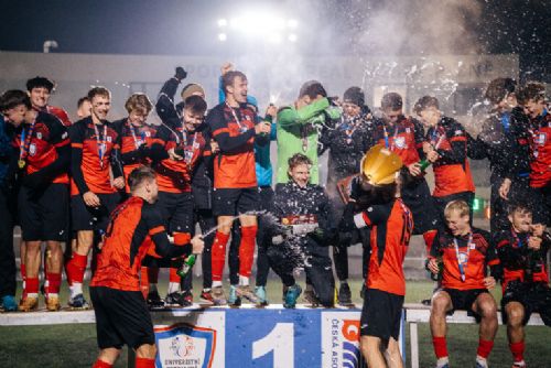 Devatenáct fotbalistů ZČU odjede do Salerna reprezentovat Plzeňský kraj na EUG 2026