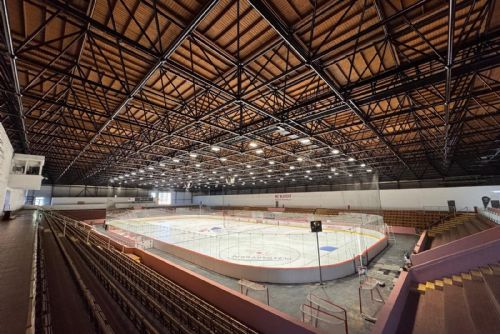 Klatovy mají zimní stadion za více než 50 milionů. Chystá se na olympiádu mládeže 2027