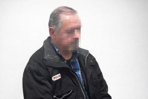 Mrtvé tchýni chodil důchod 25 let. Soud na Tachovsku potrestal zetě podmínkou