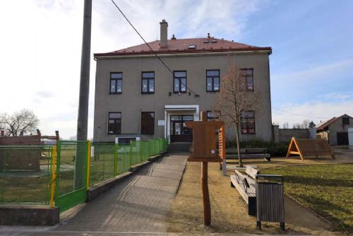 Nasobůrecká škola překonala krizi učitelů, ředitelka odstoupila
