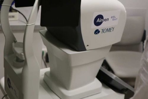 Revoluce v péči o zrak: Oční kamera s umělou inteligencí chrání pacienty v Novém Městě