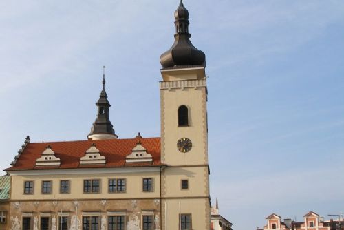 Solární příležitost pro SVJ v Mladé Boleslavi: město otevře energetické družstvo i bytovým domům