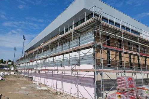 Špatné počasí odkládá otevření bazénu v Kroměříži až do září