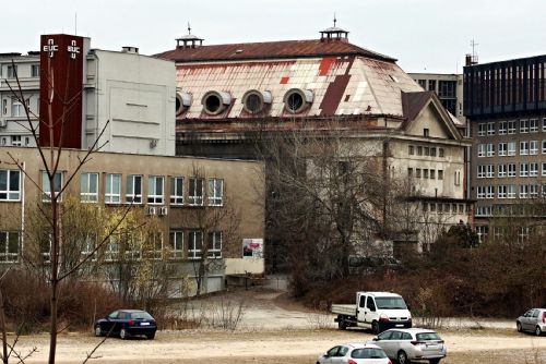 Spor o lázně za 2 miliardy se přiostřuje