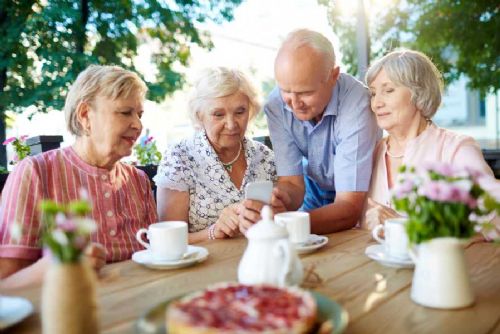 Česko stárne: Na sto dětí připadá 133 seniorů