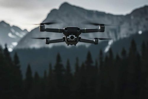 Drony a senzory budou hlídat Šumavu před požáry