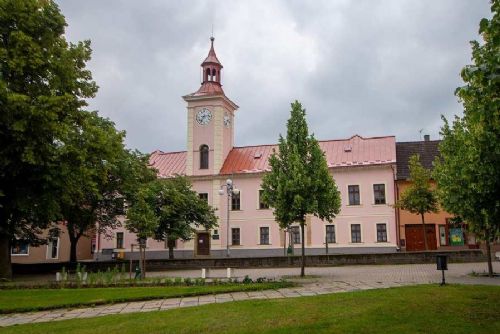 Druhá etapa obnovy teplovodů v Křivoklátském sídlišti má začít na jaře