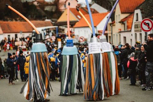 Milevsko míří na rekord v počtu masek. Bude 1248 masek překonáno?