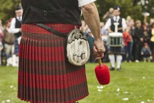 Na Švihov dorazí skotské kilty, dudy i hod kládou. Horalské hry lákají na siláky z celé republiky