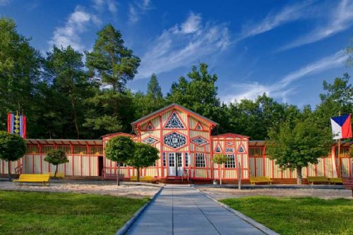 Plovárna Dachova slaví 100 let: Koncert Buty a bohatý program
