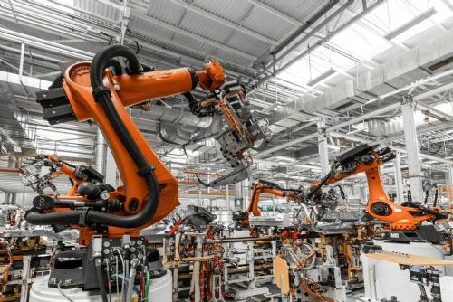 Robotizace ve firmách na Moravě: Efektivnější výroba a úspora nákladů