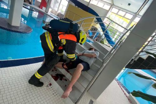 Taktické cvičení v Mladé Boleslavi: Simulace úniku chlóru z bazénu