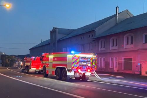 Tragický požár v Klatovech - zemřel známý veteránista Richard Vojík