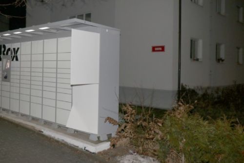 Vypáčil 2 schránky Alzaboxu, v jedné nebylo nic, v druhé taky nic, dopaden za 20 minut