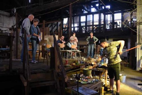 Huť Jakub Tasice: živá historie sklářského umění