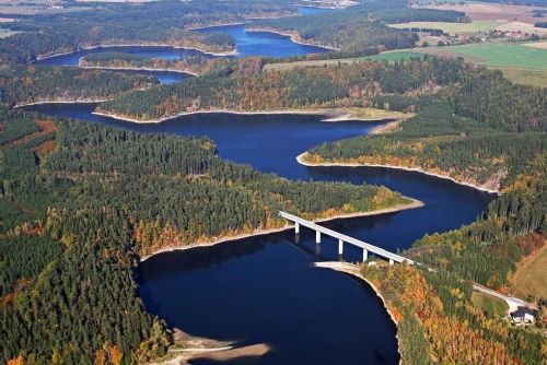 Jihočeský kraj navrhuje zpřísnění pravidel v ochranném pásmu Římovské přehrady