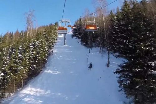 Klínovec zahajuje lyžařskou sezónu: Dámská sjezdovka je připravena k provozu