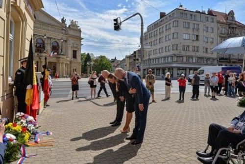 Plzeň vzdala hold osvoboditelům. K památníkům dorazil i americký veterán Gideon Kantor