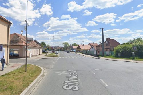 Pozor na kolony v Dobřanech. Řidiči se ale mohou omezení snadno vyhnout