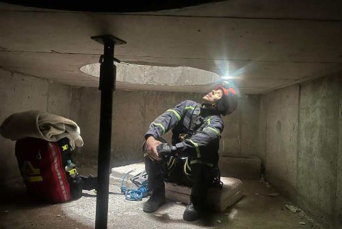 Příbramská jednotka zdokonalila lezecké techniky a záchranu pro složité zásahy