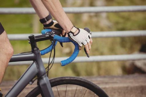 Špindlerův Mlýn investuje 9 milionů do bezpečných stezek pro cyklisty i řidiče