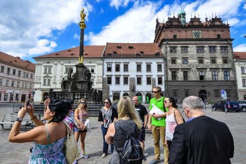 Turismus v kraji přináší miliardy i tisíce pracovních míst. Táhne Plzeň, Šumava i památky