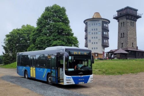 Turisté se na Čerchov opět dostanou autobusem. Linka 520 pojede až do října