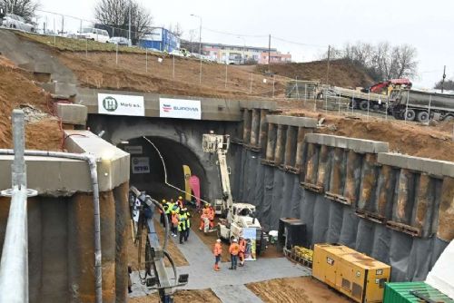 V Bystrci začala ražba tramvajového tunelu, klíčové části trati na Kamechy