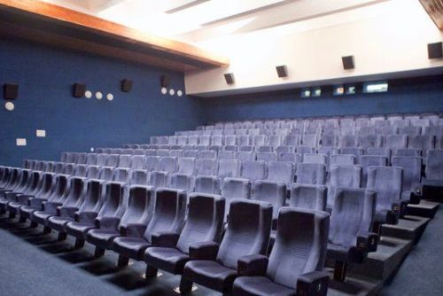 Velké Meziříčí investuje 1,3 milionu Kč do modernizace kina s vylepšeným obrazem a rozšířeným občerstvením