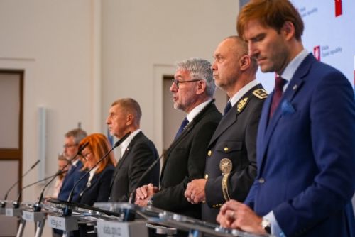 Vláda schválila Lex Kratom. Přísnější pravidla, vyšší věk a nové daně se dotknou i pražských prodejen