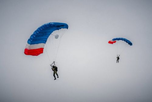 Vysočina: V Jihlavě a okolí začne vojenský výsadkový výcvik. Potrvá do 4. září