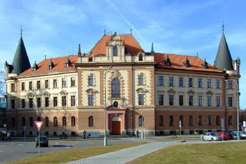 120 let věznice v Českých Budějovicích: Od tvrdých podmínek k modernímu standardu