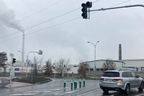 Chrásteckou a Jateční řídí nové semafory, upřednostní MHD