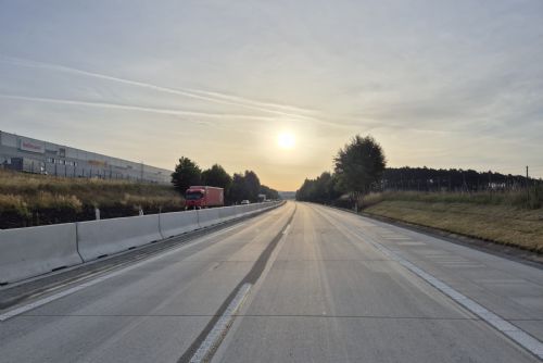 Dálnice D5 na Tachovsku nově otevřena po miliardové rekonstrukci