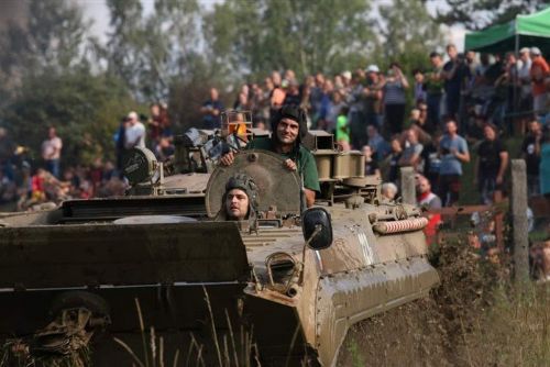 Devět tanků vyjede před diváky. Rokycany čeká velký Den s technikou zdarma
