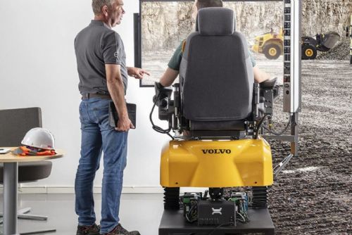 Havlíčkův Brod: průmyslovka má věrnou kabinu rypadla