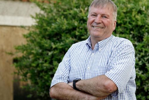 Jiří Lodr končí po téměř 33 letech v čele Diecézní charity Plzeň, nahradí ho Karel Weishäupel