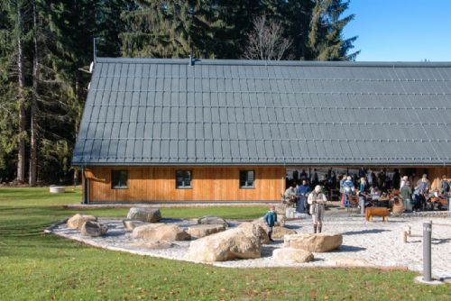 Ministerské škrty v rozpočtu NP Šumava nejspíš uzavřou některá infocentra